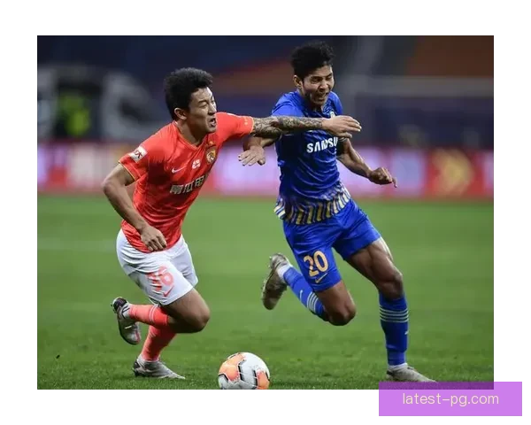江苏苏宁夺中超后宣布解散引发足球圈震动与反思
